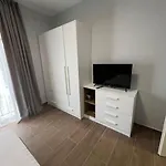 Apartment Near The Beach, Qerret